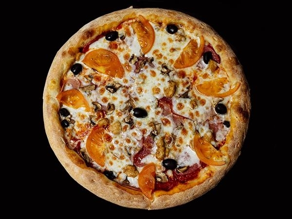 Мясное ассорти томатная (30 см)