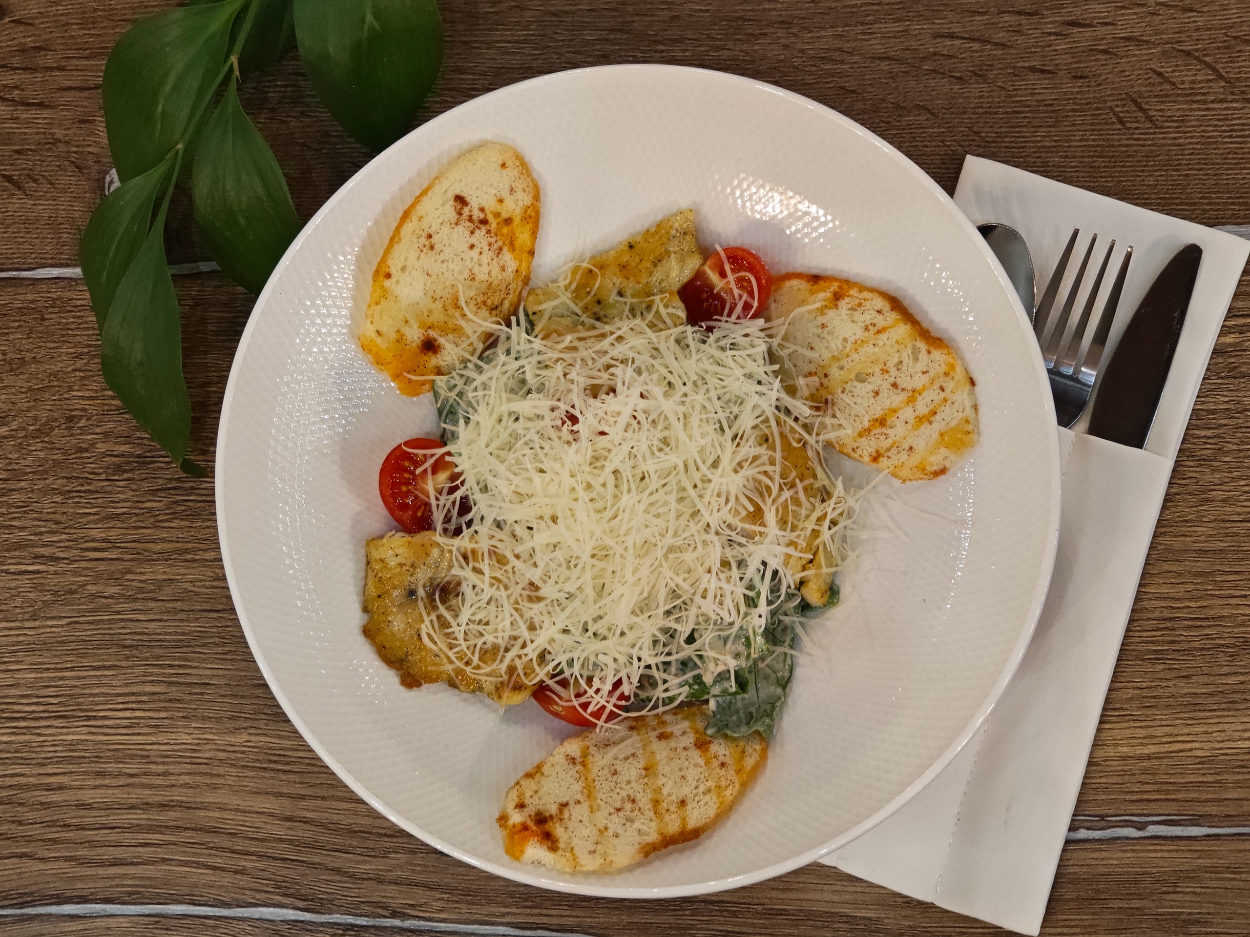 Цезарь с курицей