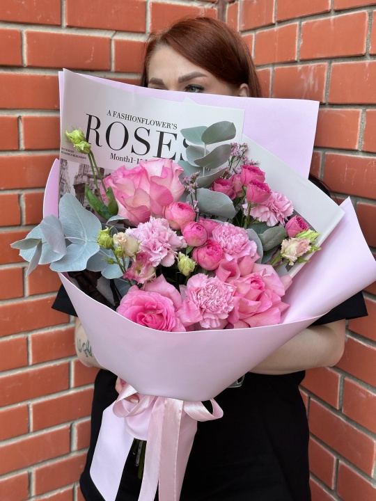 Нежный букет для мамы 210