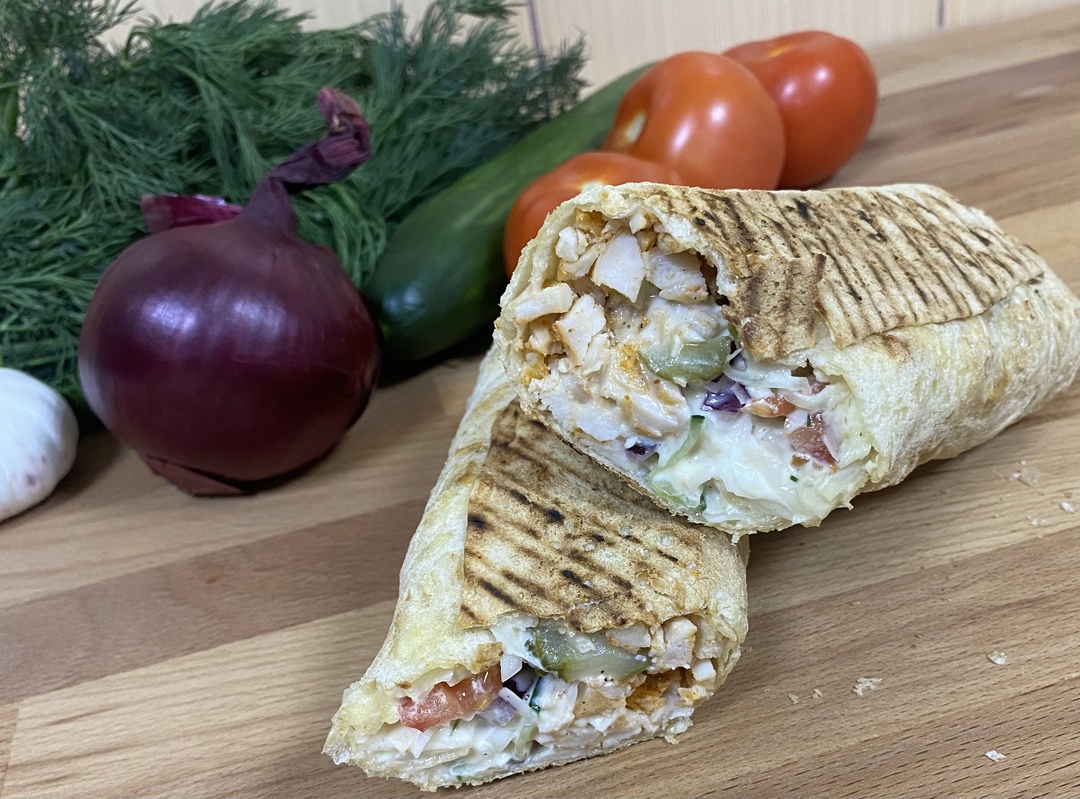 Шаурма маленькая сырная (мясо курицы)