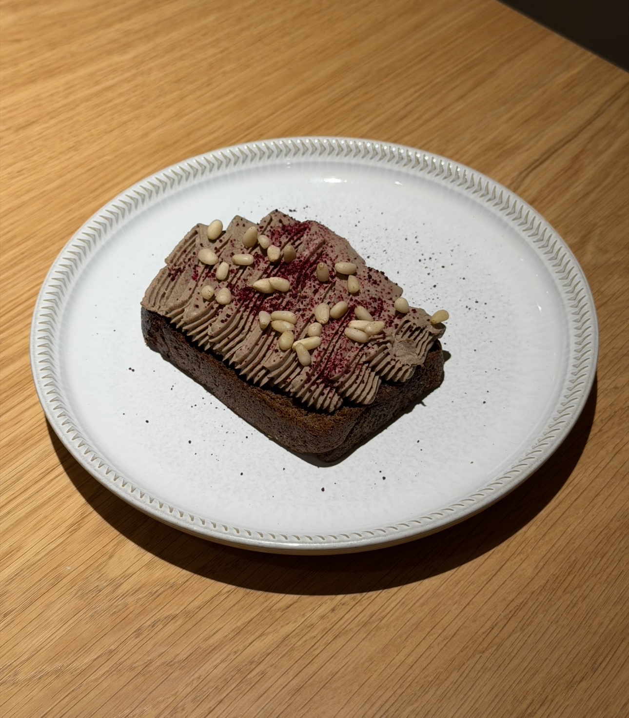 Смореброд с паштетом из куриной печени