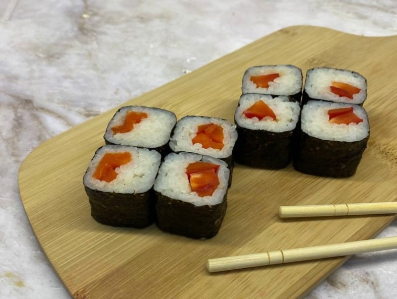 Маки с перцем