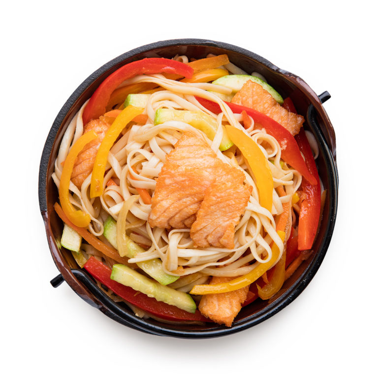 Лапша "WOK" с лососем