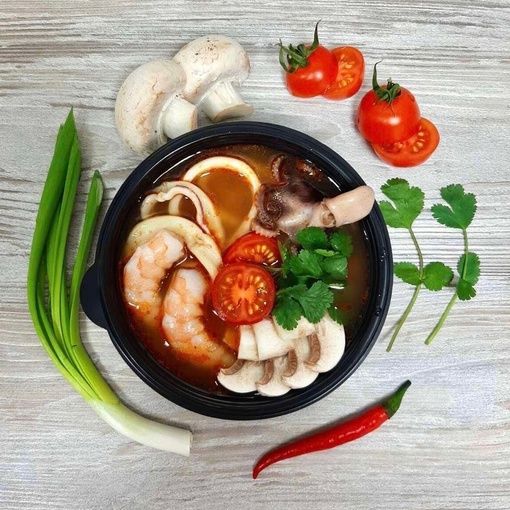 Том-ям с куриным филе