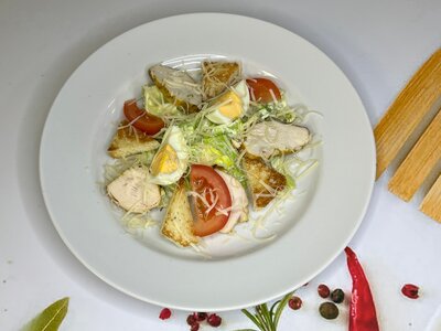 Цезарь с курицей