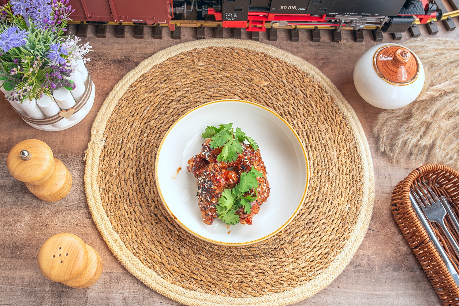 Куриные крылья «Яблочный барбекю»