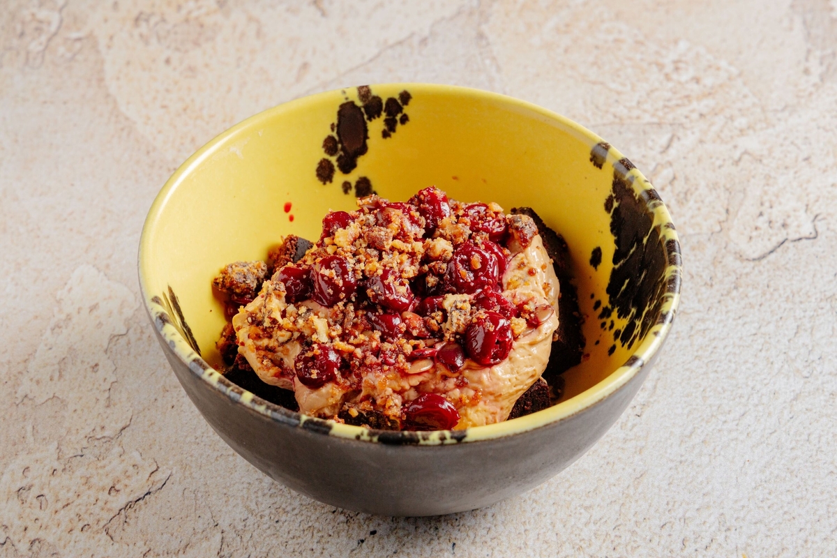 Сметанник с карамельным кремом