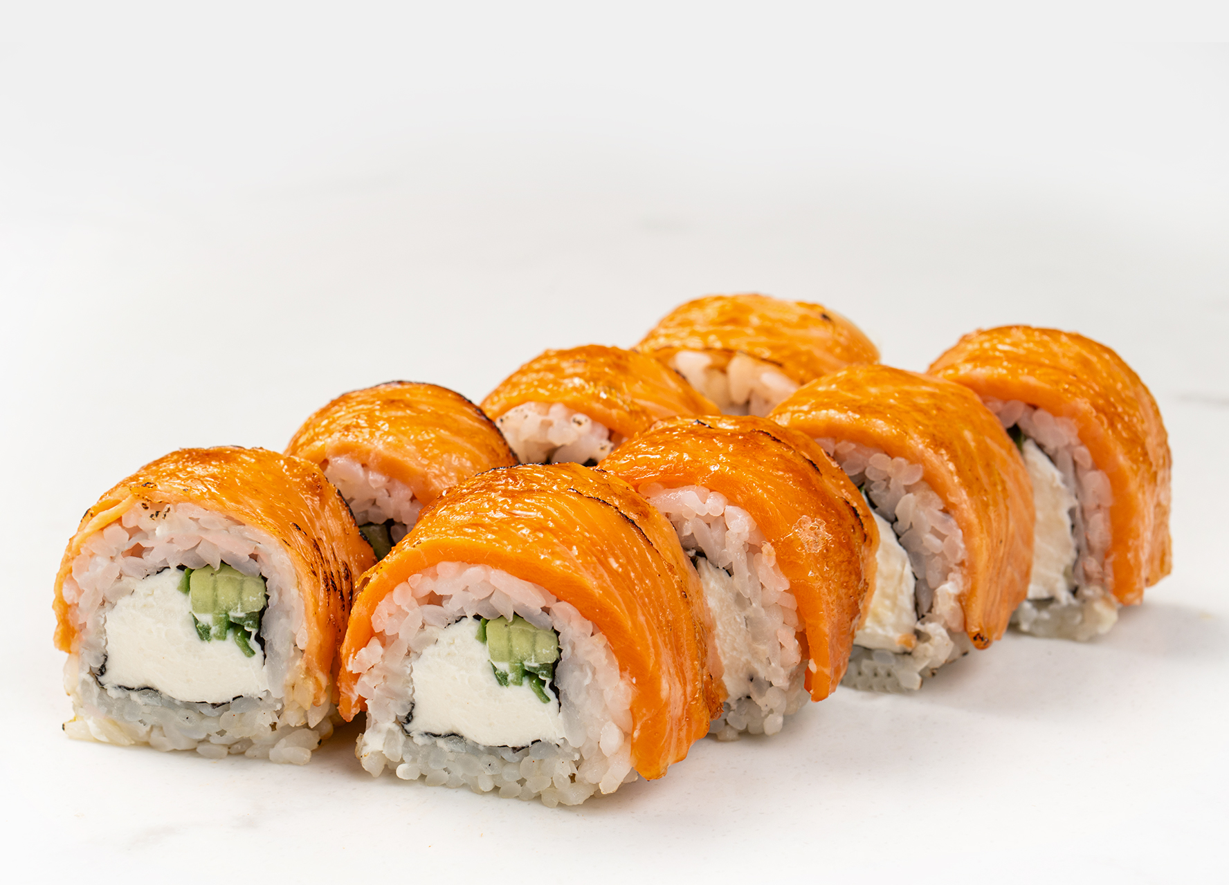 Ролл Филадельфия карамельная