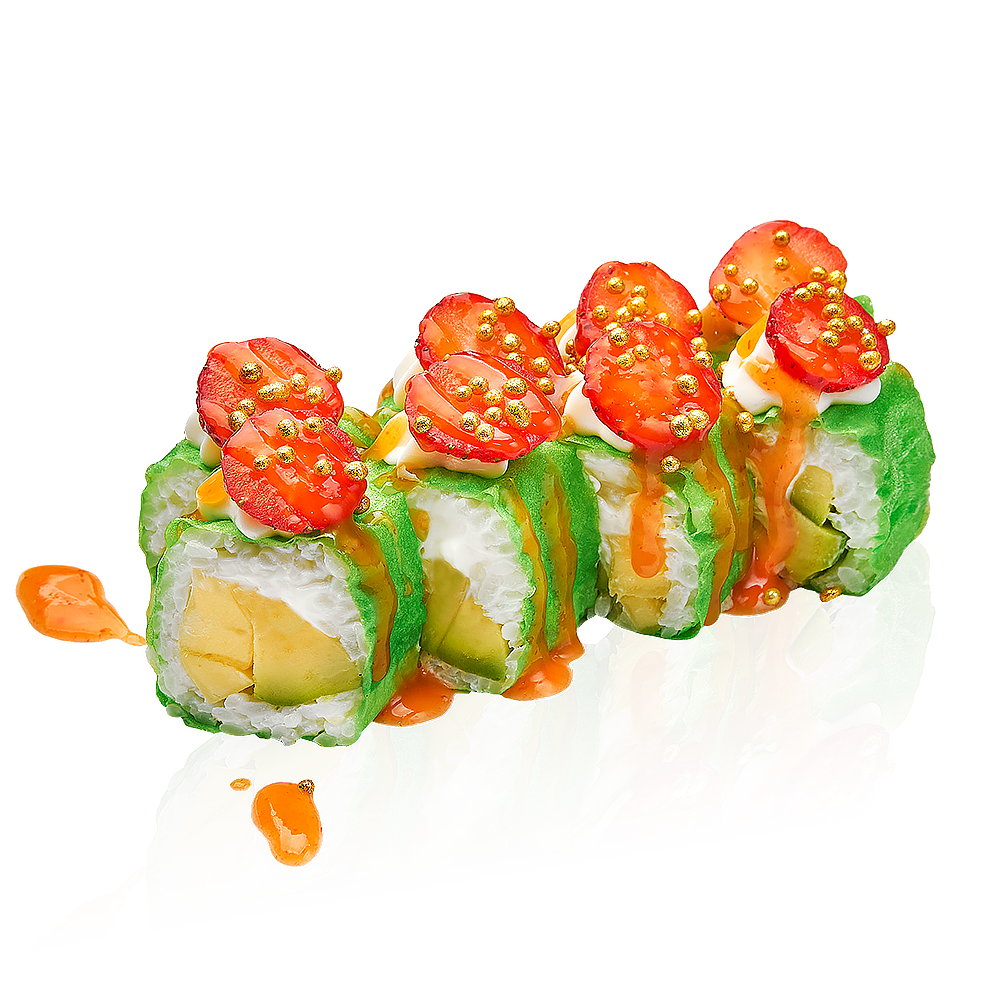 Сладкий ролл с манго и клубникой