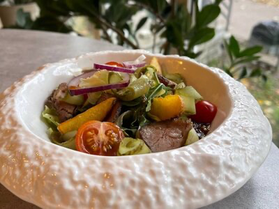 Теплый салат с бужениной 