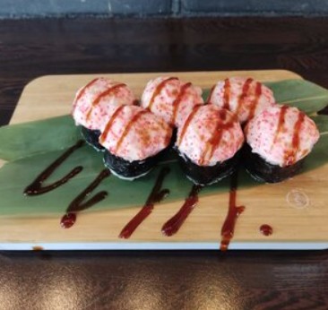 Запеченный ролл Лосось