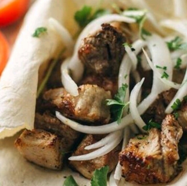 Шашлык свининой с овощами гриль