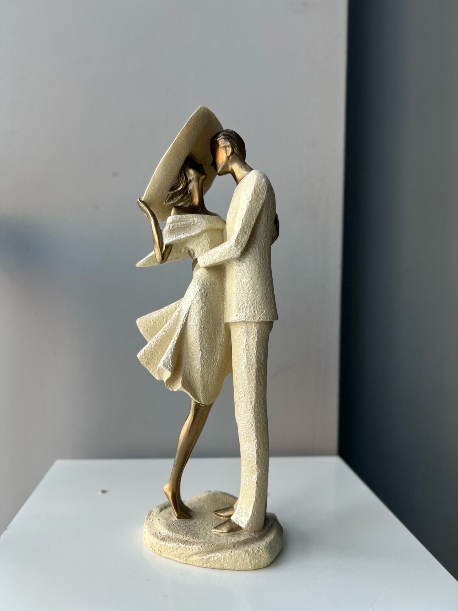 Статуэтка влюбленные 9,3*6,5*26,8 146-1840