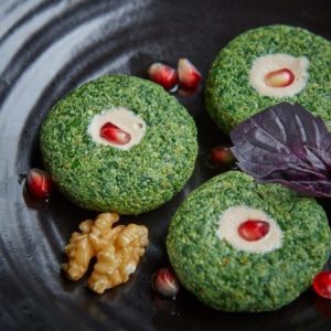 Пхали из зеленой фасоли с орехами