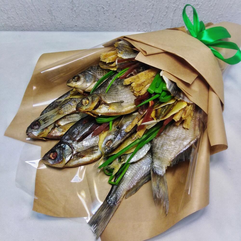 Букет из вяленой рыбы