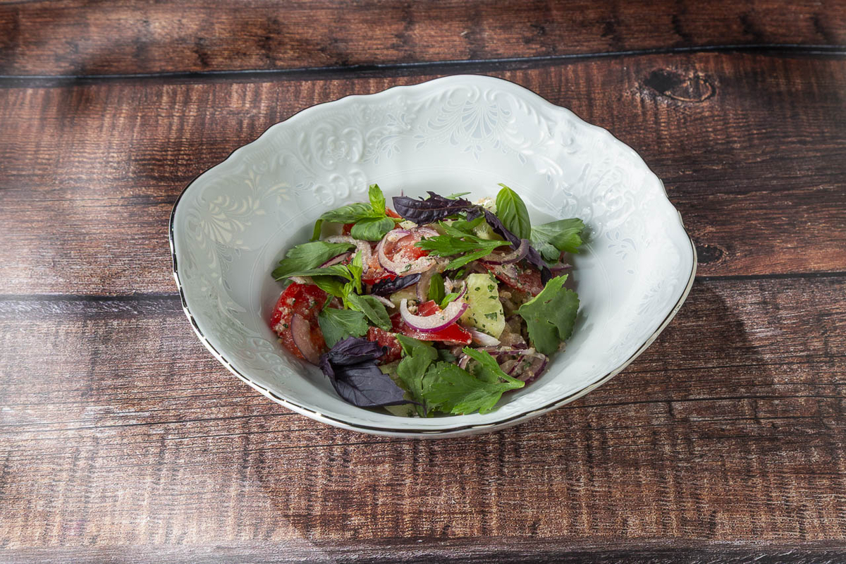 Фирменный грузинский с орехами