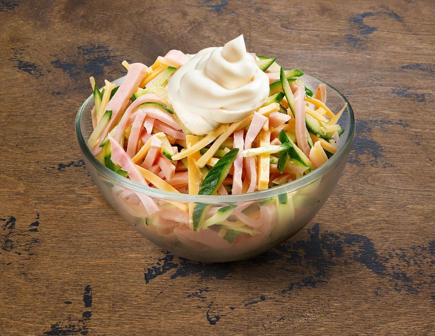 Салат с ветчиной