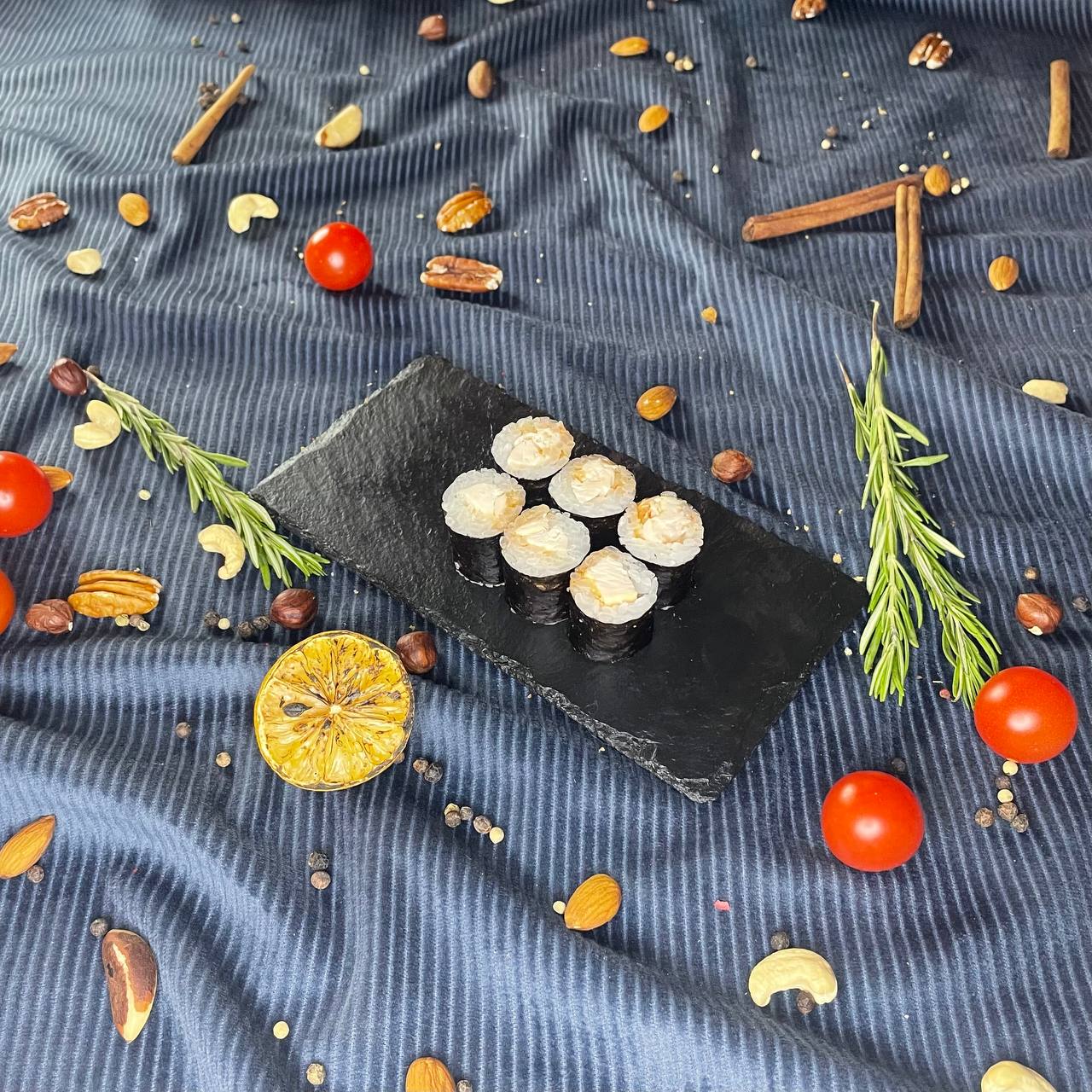 Ролл острый с курицей