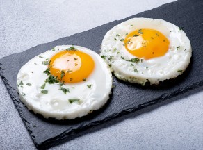 Глазунья с сыром