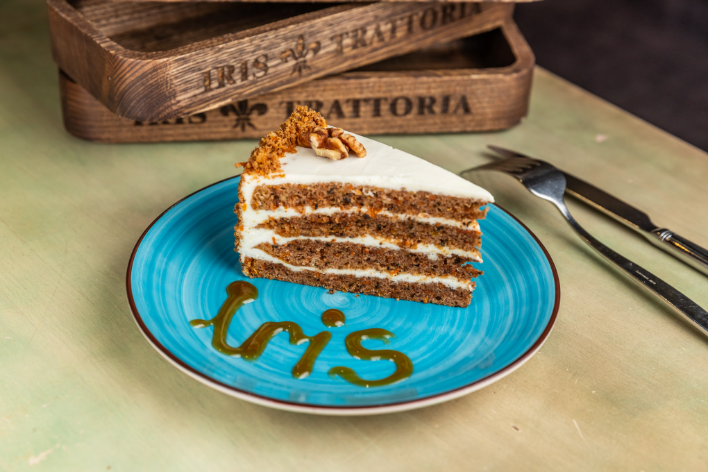 Торт морковный с апельсином и грецким орехом