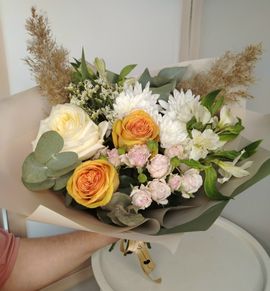 Сборный букет с сухоцветами