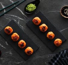 Запеченный тунец с авокадо