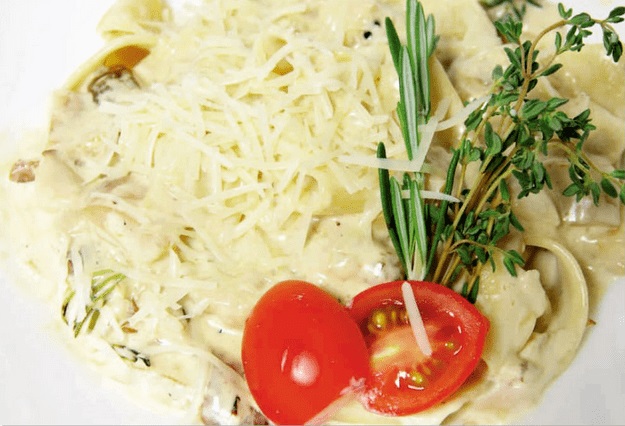 Папардели с белыми грибами