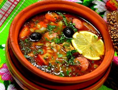 Солянка мясная