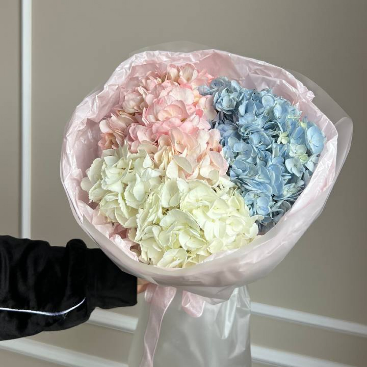 Моно букет из гортензий (предзаказ)