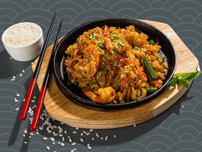 Жареный Рис с креветками