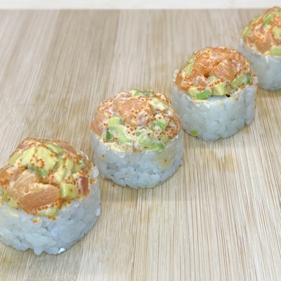 Лава с лососем 4шт