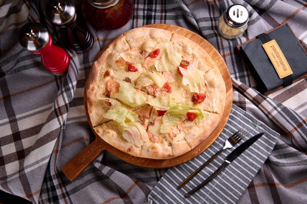 Пицца Цезарь с курицей