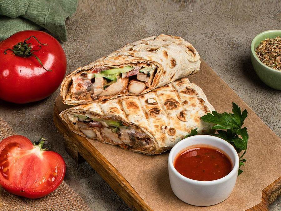 ШАУРМА СО СВИНИНОЙ 300/20 гр.