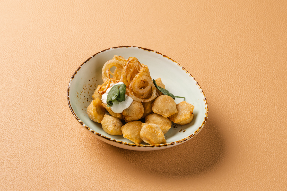 Пельмени из трех видов мяса жареные