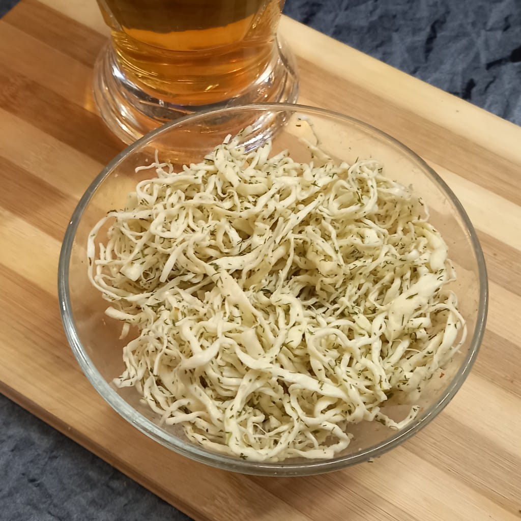 Сыр "Чечил-Паутинка" с чесноком и укропом