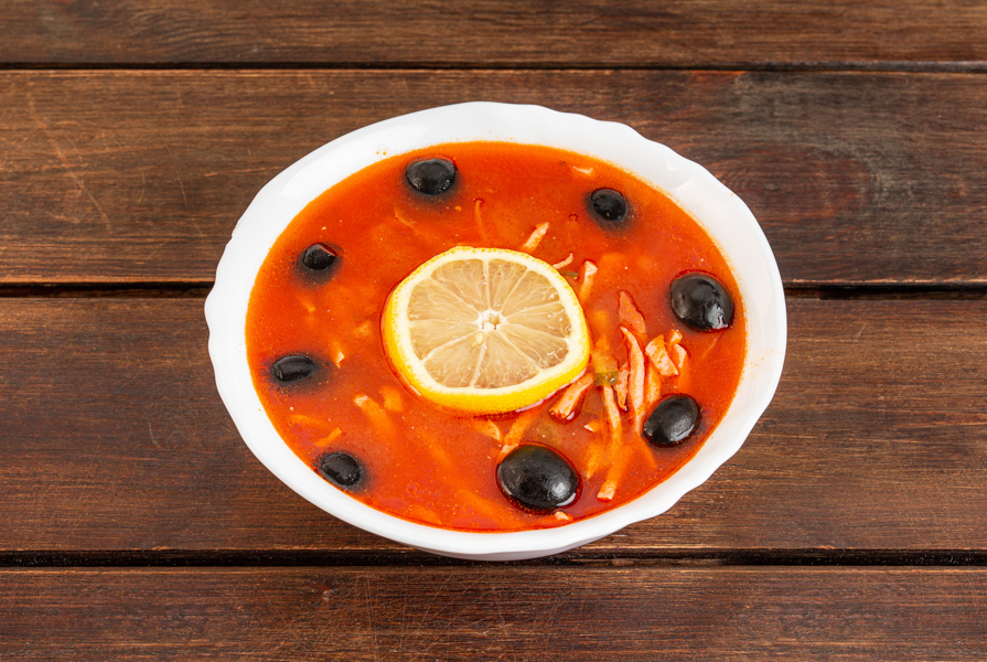 Солянка сборная мясная
