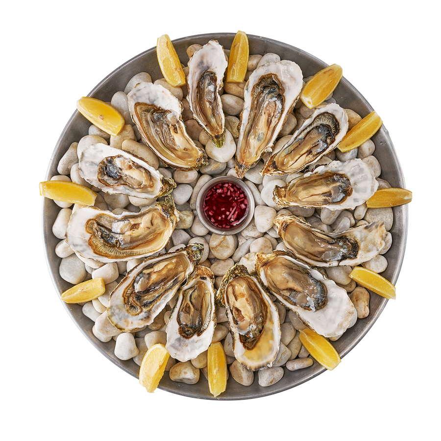 Дюжина устриц Люмьер