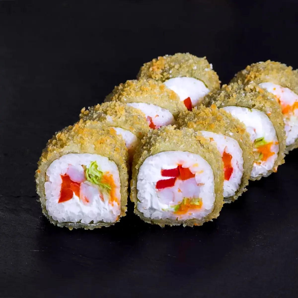 Жареный ролл с креветками