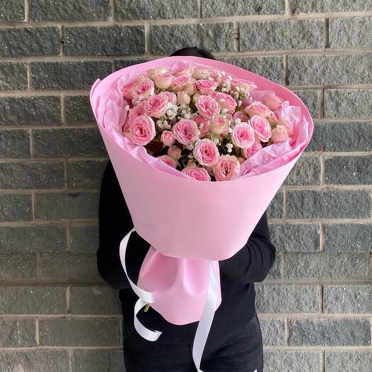 Букет из кустовой розы