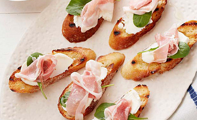 Брускета мясная
