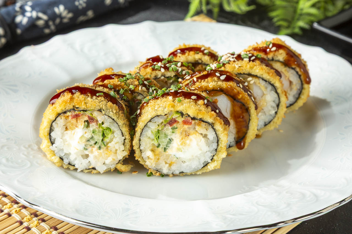 Темпурный ролл с креветкой