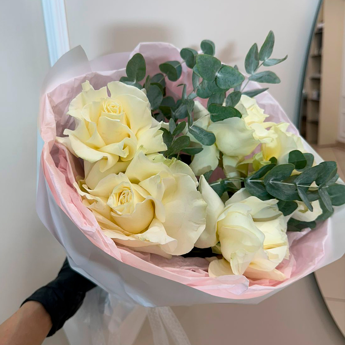 Букет из французских белых роз (предзаказ)