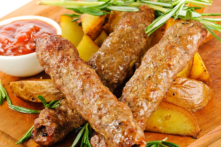 Люля из курицы с картоф. по-деревенски