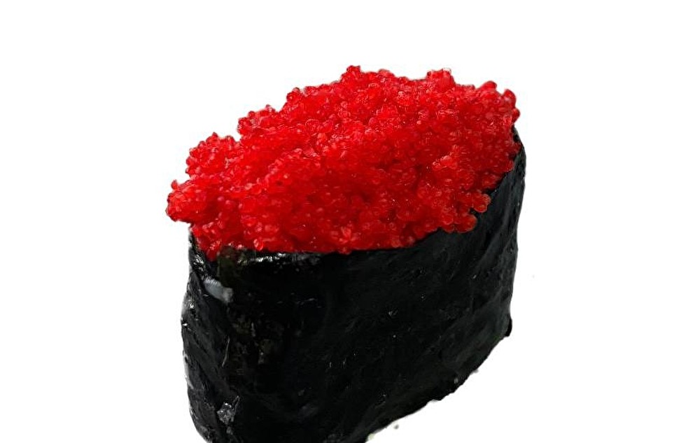 Суши с икрой мойвы (красная)