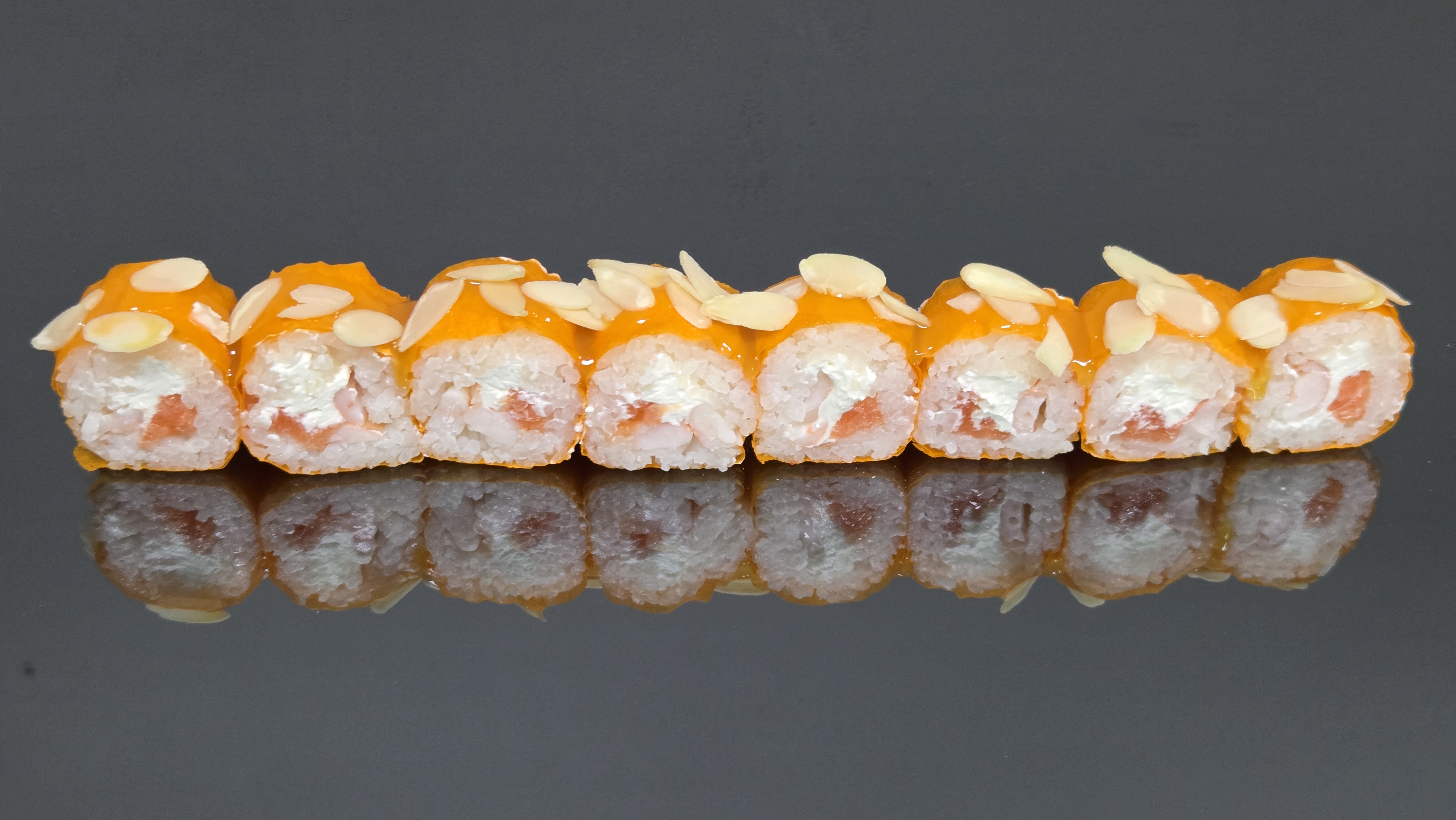 Эби сяке и миндаль