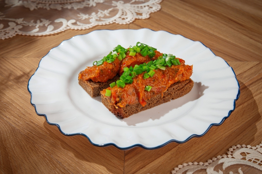 Икра баклажанная заморская