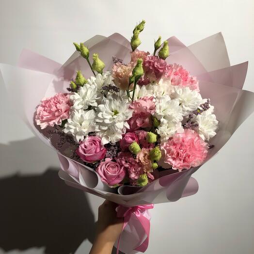 Сборный букет Воздушный поцелуй