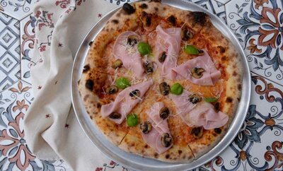 Пицца с Ветчиной и Грибами