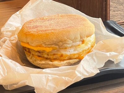 Маффин с яйцом