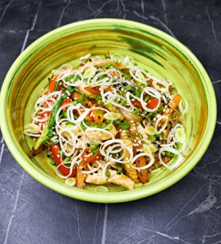 Wok с курицей